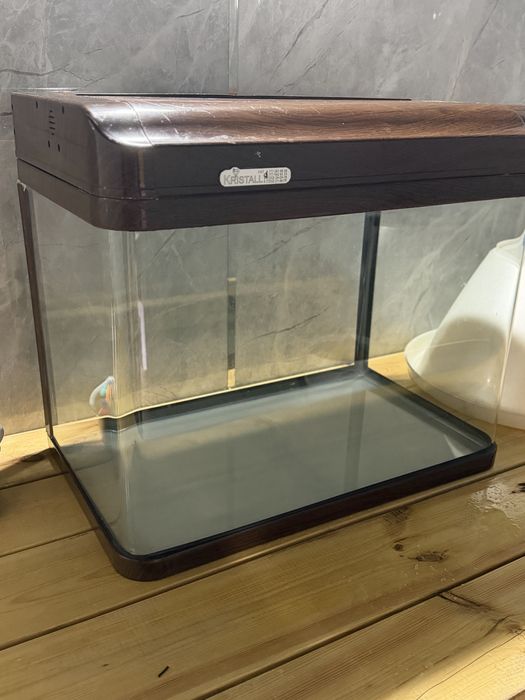 Заводской аквариум 150 литоов