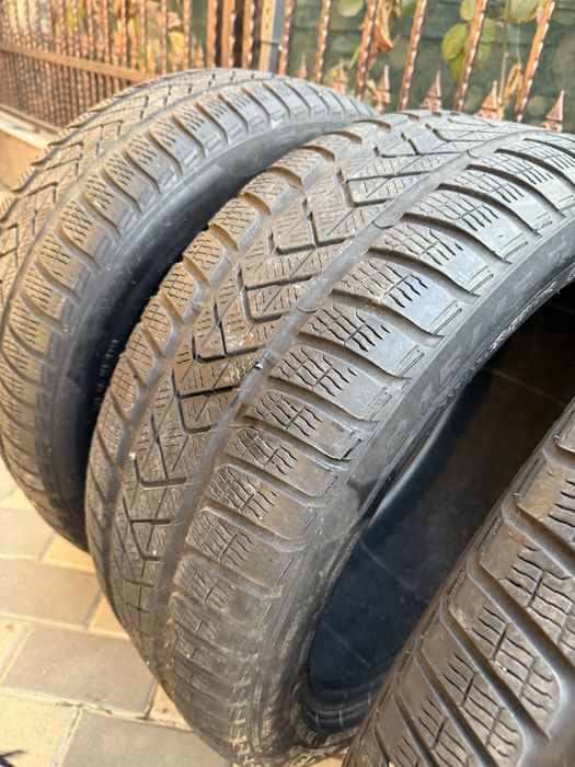 Anvelope  Pirelli 245/45 R19