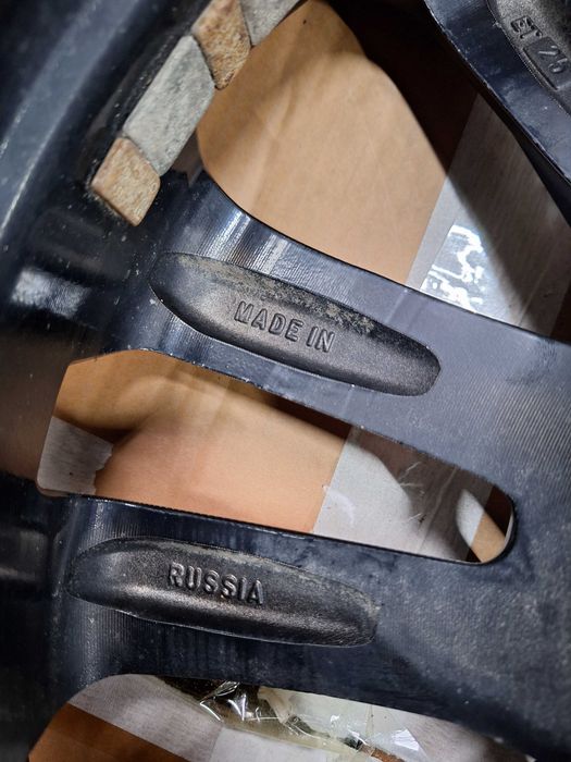 Диски R 18  на TANK с датчиками давления