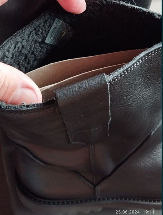 Ghete originale 100% din piele naturală și îmblănite, mărimea 42