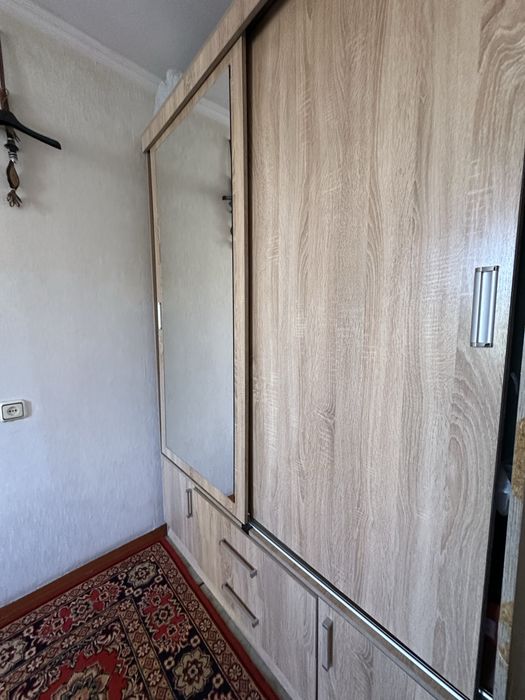 Продам шкаф-купе