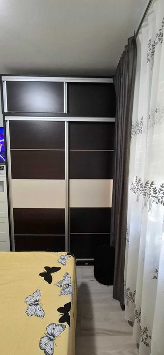 Vand apartament cu 3 camere