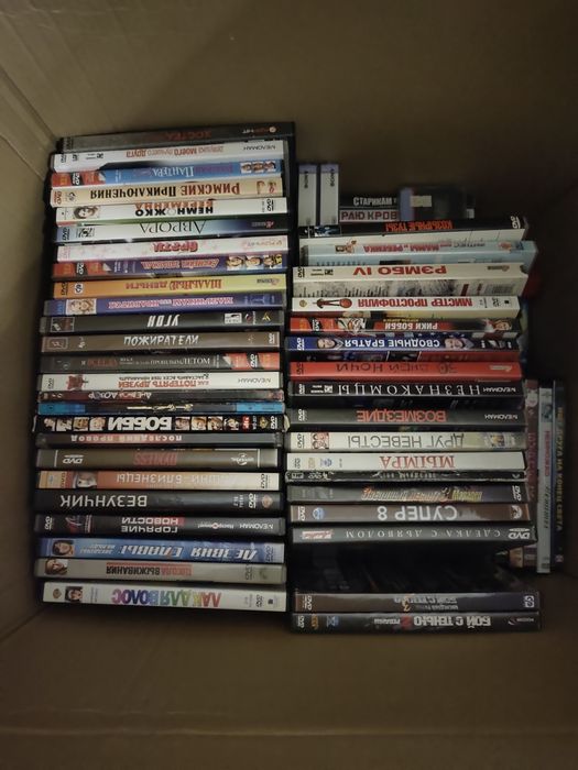 Продам диски DVD б/у