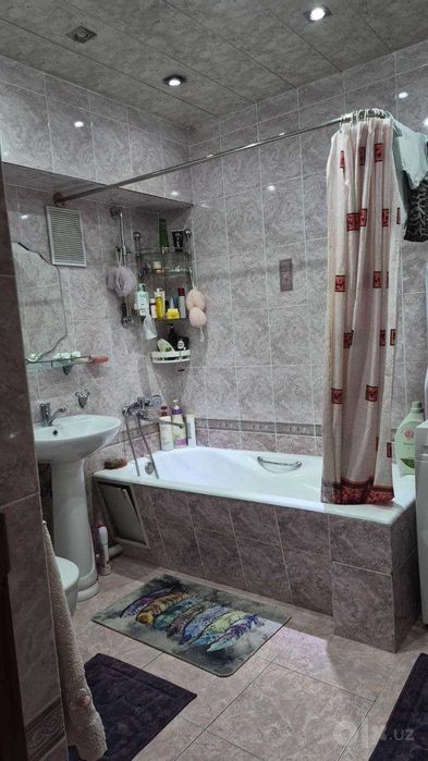 Квартира на Ц5 3/4/4
