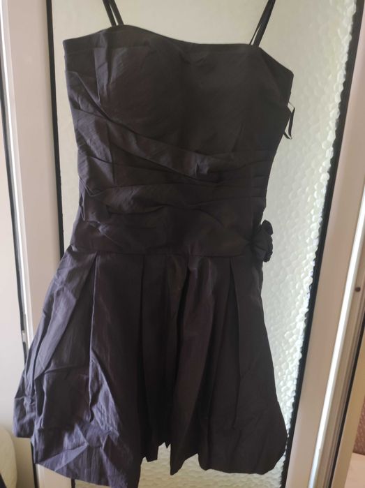 Официална черна рокля