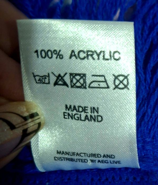 Продаётся шарф : Барселона, Фенербахче,новые