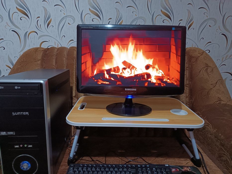 Продаю рабочий компьютер с монитором