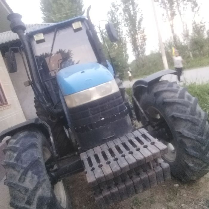 New Holland ts 135 sotladi