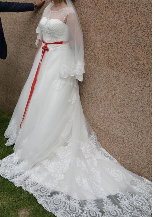 Свадебное платье