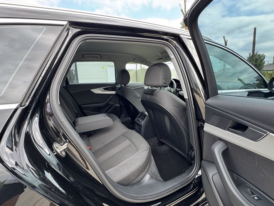 Audi A4 Matrix/facelift/distronic/bord digital/masaj/navi mare/190cp/tva dedcutibil/garantie/leasing/rate