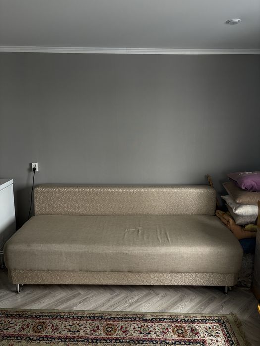 Продам диван 2 метра