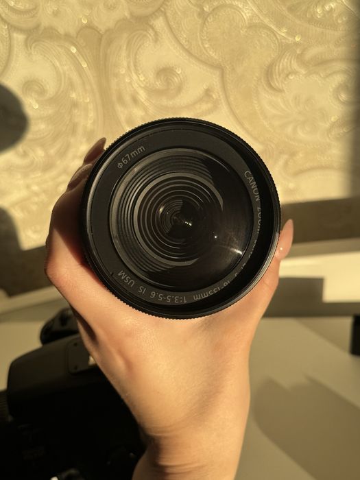 Продам Canon 850d Вместе с 2 объективами!!!