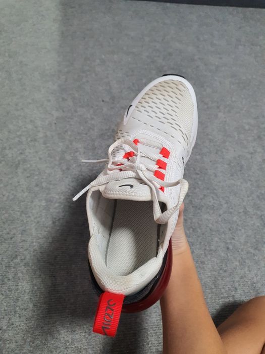 Nike Air Max 270