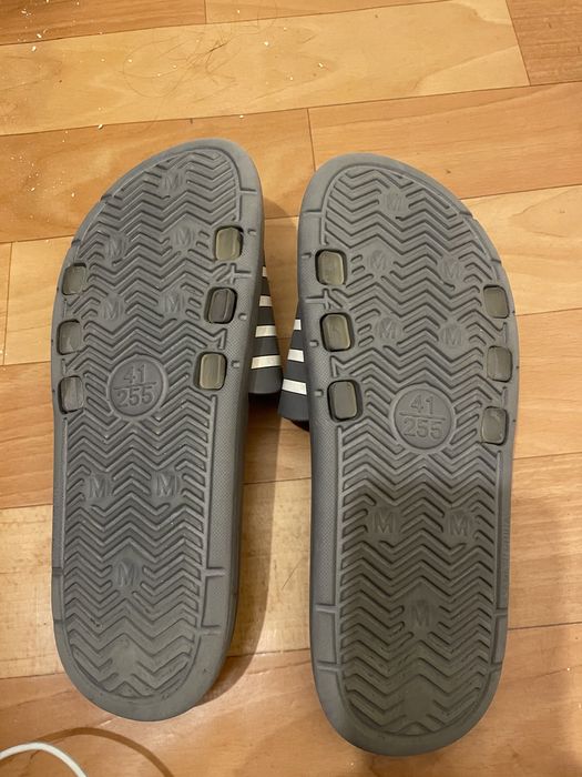 Шлепки сланцы