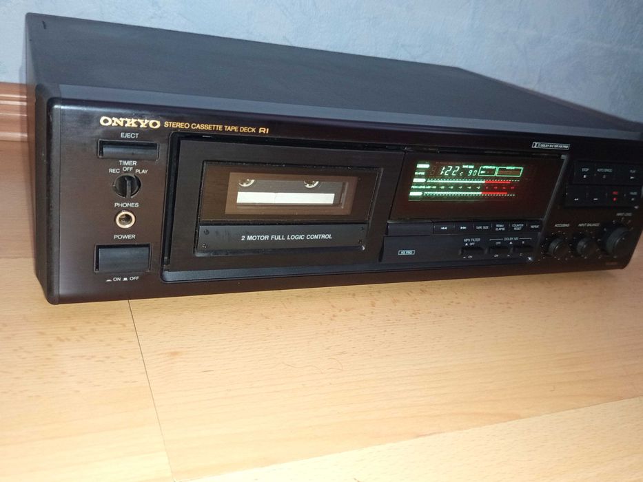 Колекционерски дек Onkyo TA-2830