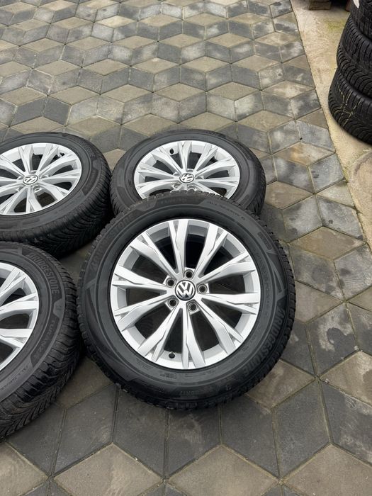 Jante Vw R-Line R17(5x112)”Tiguan/Q3/Passat/Jetta/Touran/Golf/Caddy~