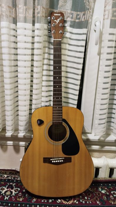 Gitara Yamaha fx310a