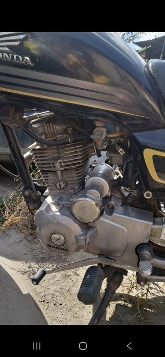 Продам мотоцикл honda 125 куб