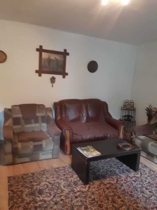 Casă cu teren 1240mp pe Transalpina in sat Laz,comuna Săsciori, Alba,