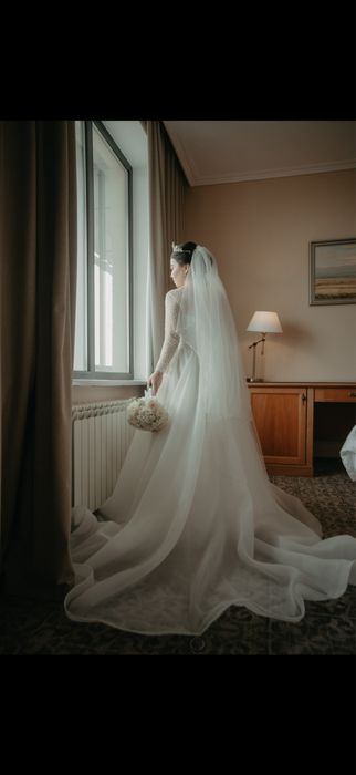 Свадебное платье