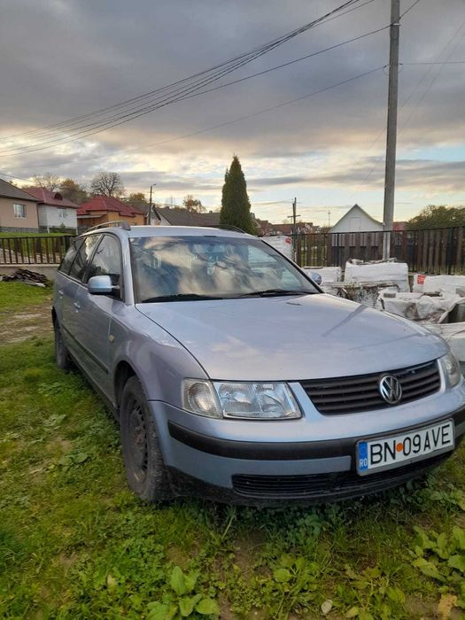 Vând Volkswagen Passat
