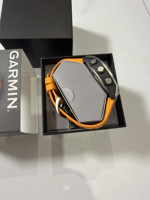 Garmin Fenix 8 47mm в гаранция!!!