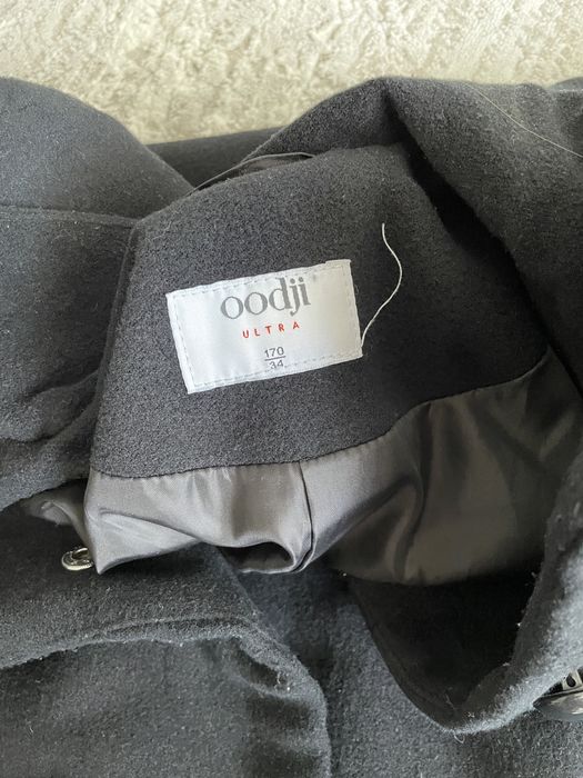 Легкое классическое пальто