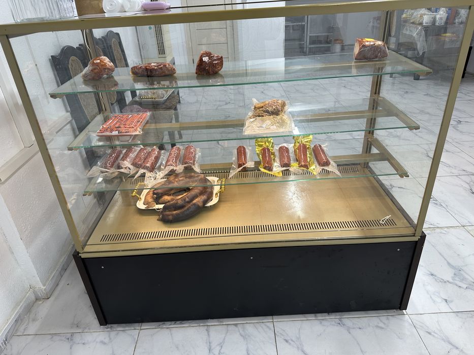 Витринный холодильник  Миксер