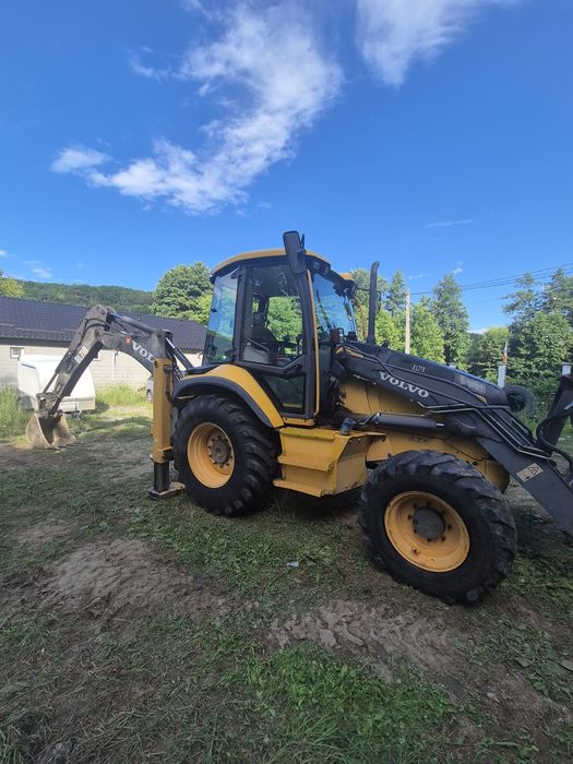 Vând buldoexcavator Volvo BL71(nu jcb,CAT,Terex)
