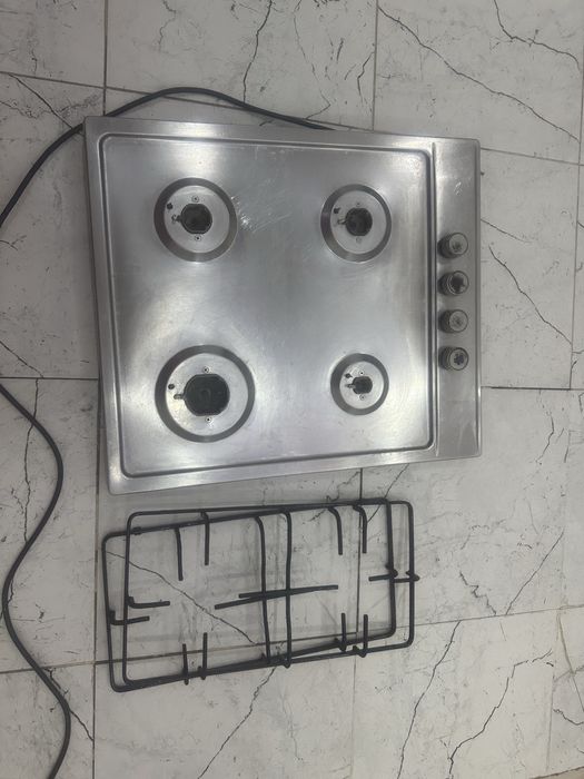 Продам Газовую  плиту