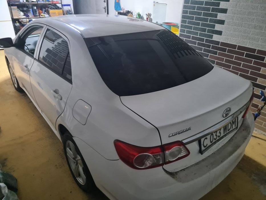 Тойота Королла 2012г