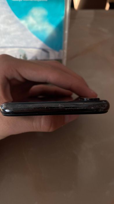 Продаю срочно айфон х