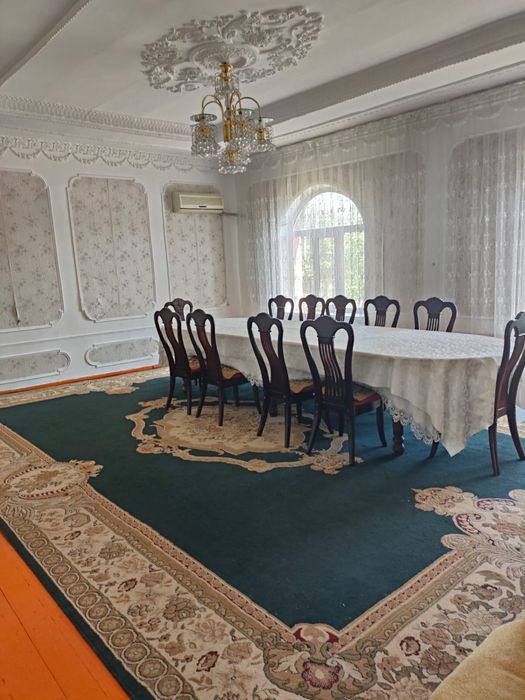 Үлкен үй сатылады