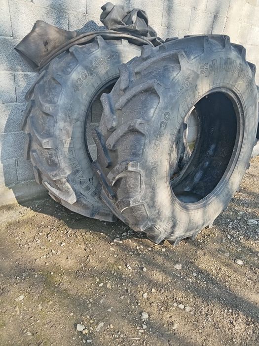 Vand anvelope tractor 420/85 R30
