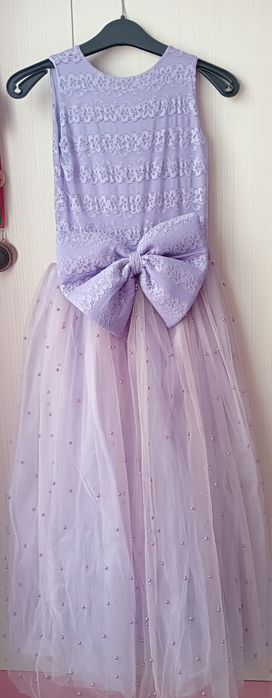 Детска дълга рокля  с дантела,  тюл и перли