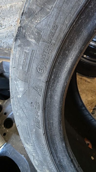 Vand cauciucuri R17 M+S