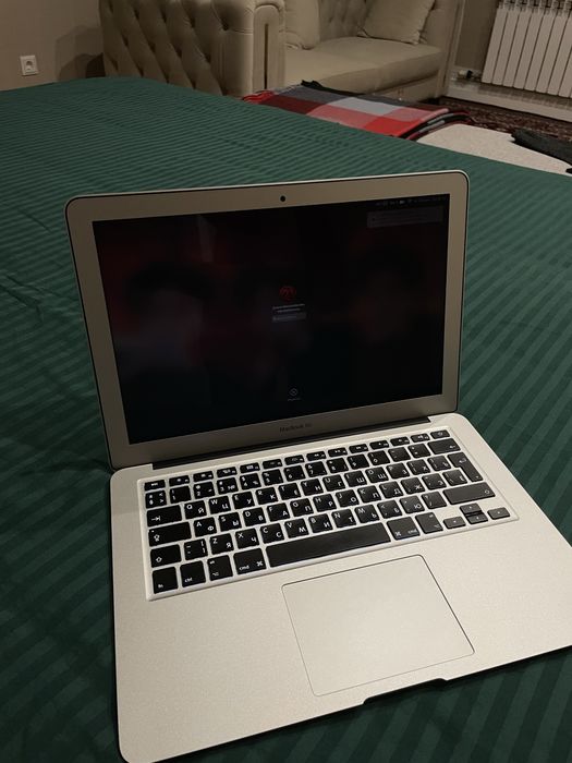 Macbook Air 2017 года
