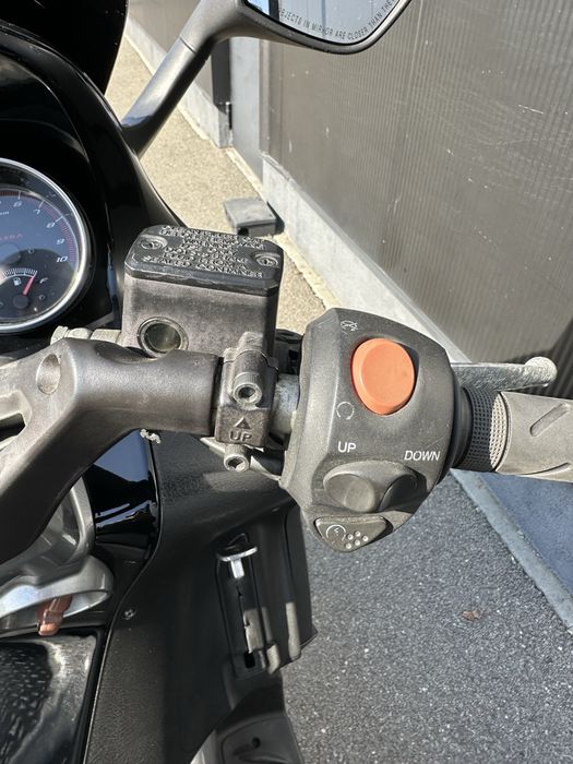 Gilera GP800 MegaScuter!