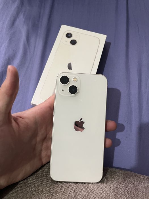 Продаю айфон 13 на 128 гб