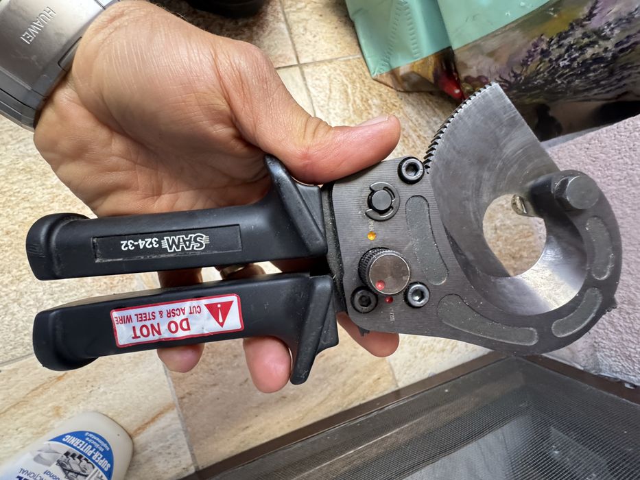 Cleste pt taiere cabluri SAM 324-32