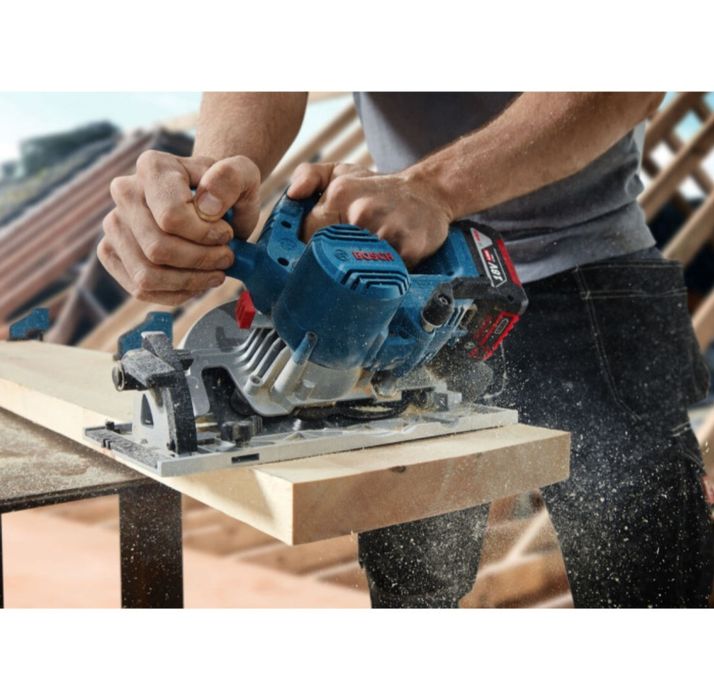 Акумляторный циркулярка bosch