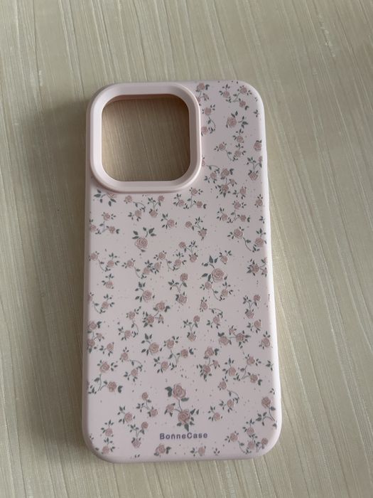 Чехлы на iPhone 15 pro(новые)