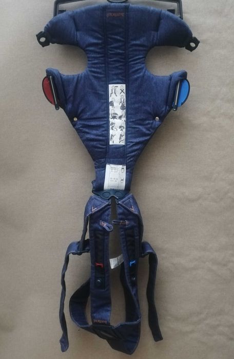 Baby Bjorn kенгуру за носене на бебе BabyBjörn Classic Carrier