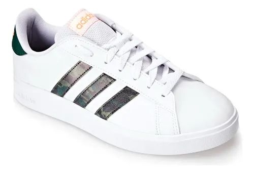 Продам кроссовки Adidas (оригинал) почти новые