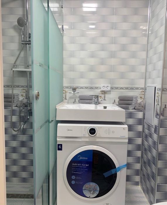 Metro Yunsobod  4 kv Arendaga 2/2/4 450$