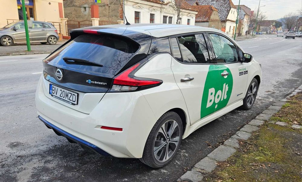 Nissan Leaf 2019, 40 kW, echipare Tekna, baterie schimbata, SOH 88%