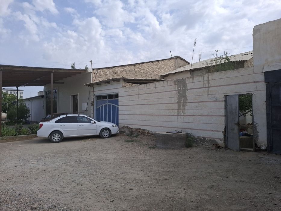 2etajli 6sotixli hovli (katedj) sotiladi