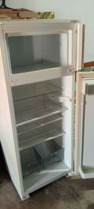 Холодильник б)у состояние хороший