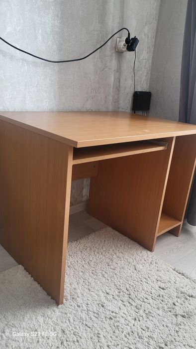 Стол компьютерный