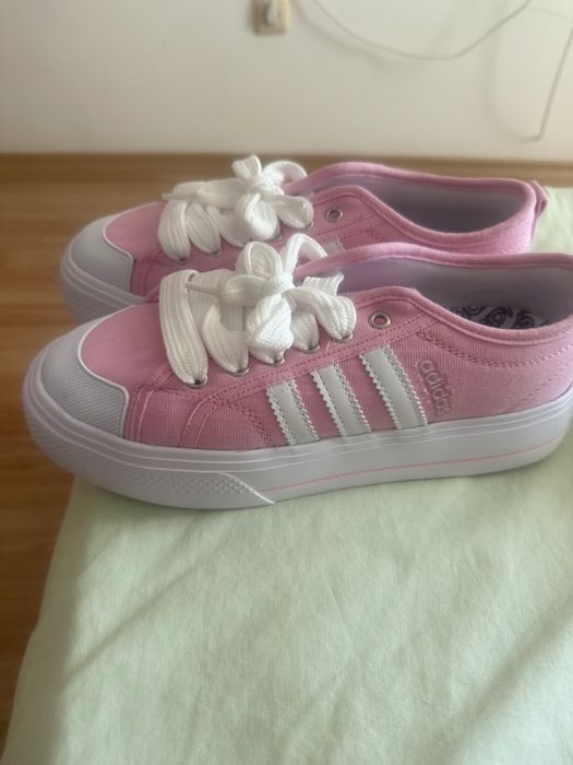 Кецове адидас нови